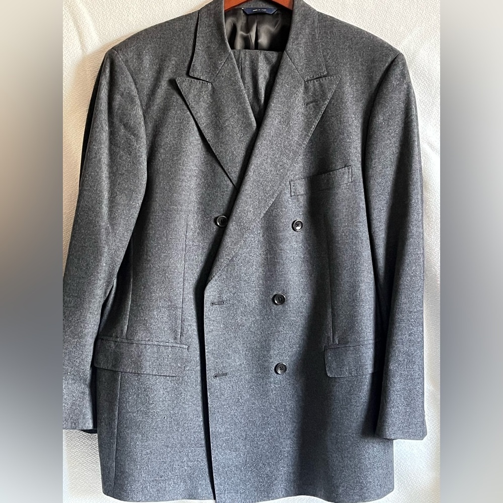 Brooks Brothers 2 piece suit.